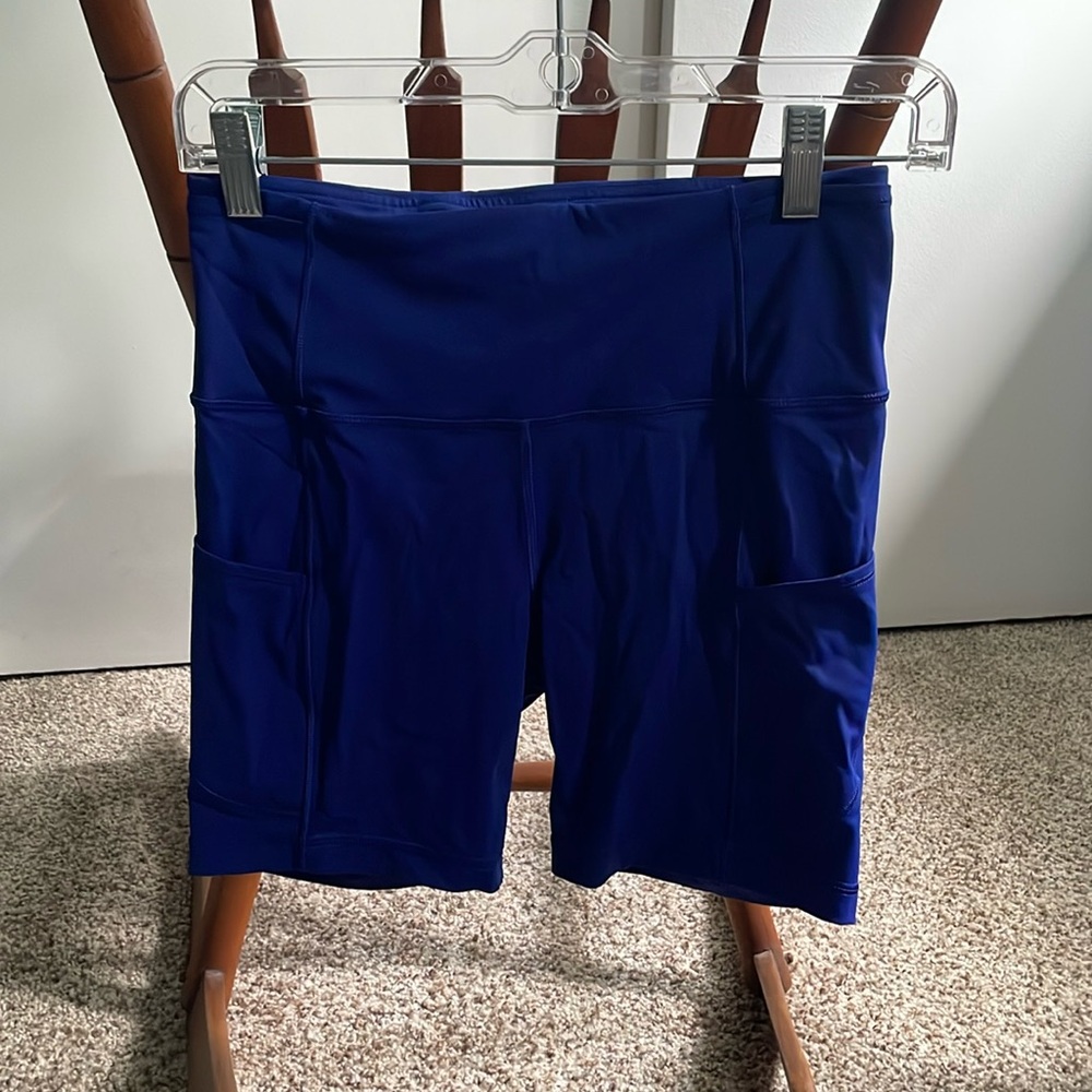 Lululemon biker shorts.